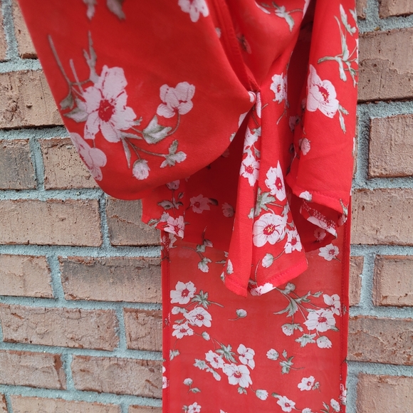 Solaris Style Maxi Dress With Shorts - Picture 14 of 16